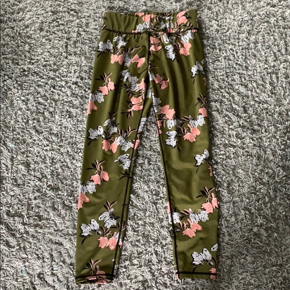 Floral leggings